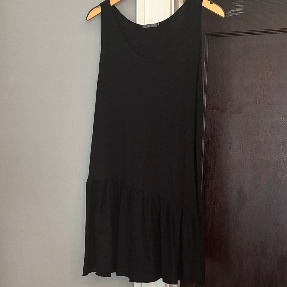 Elegant Black Sleeveless Dress